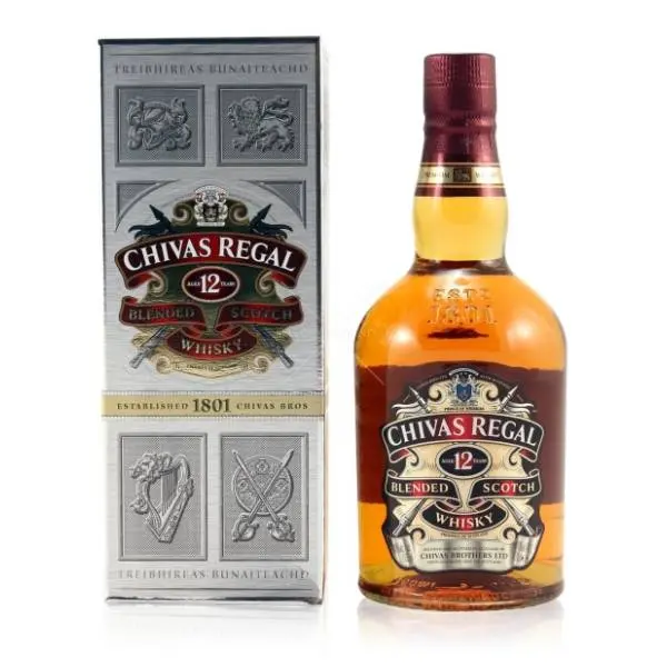 Viski CHIVAS kutija 0.7l 0