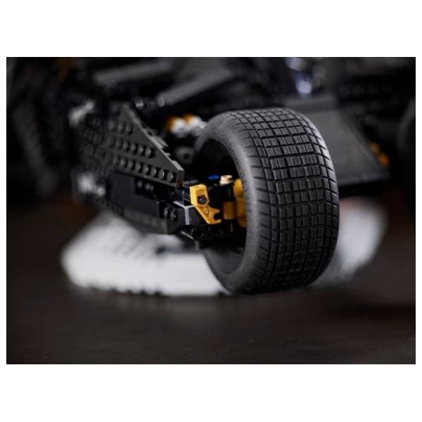 LEGO DC Betmobil Tambler 76240 13