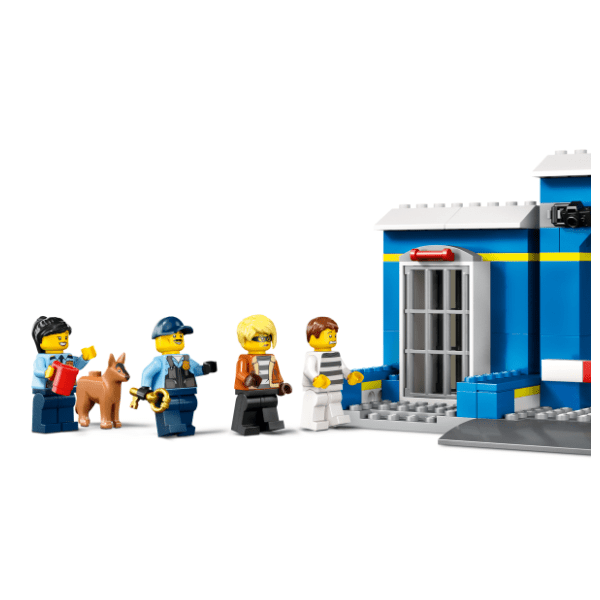 LEGO City jurnjava i policijska stanica 60370 5