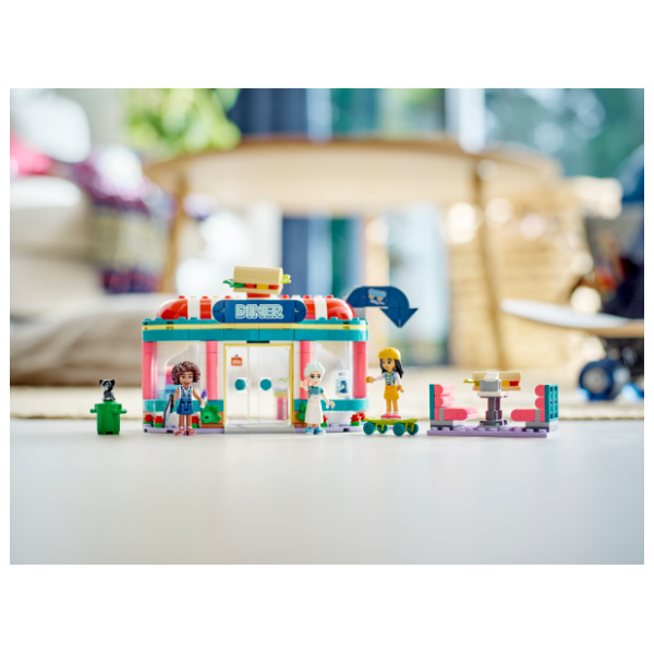 LEGO Friends restoran u centru Medenog grada 41728 8