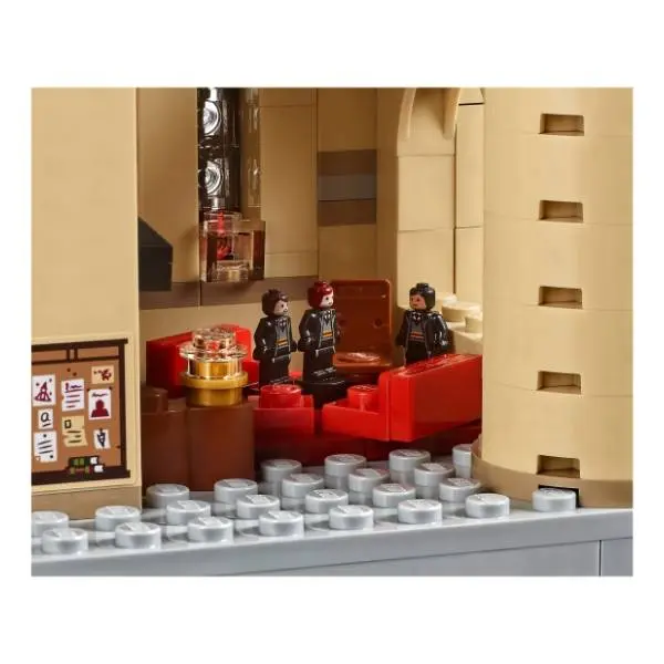 LEGO Harry Potter Hogvorts zamak 71043 10