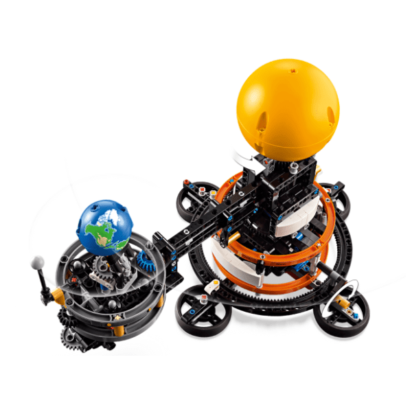 LEGO Technic planeta Zemlja i Mesec u orbiti 42179 4