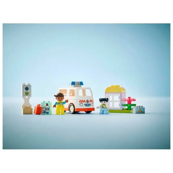 LEGO DUPLO ambulantna kola i vozač 10447 4