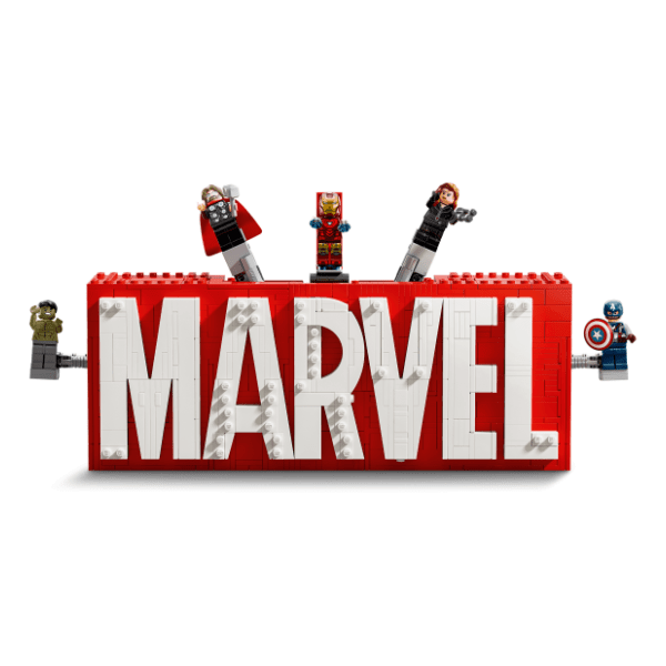 LEGO Marvel logo i mini-figure 76313 1
