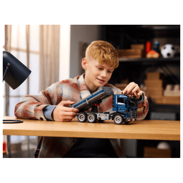 LEGO Technic kiper kamion 42203 3