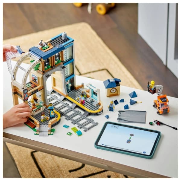 LEGO City Glavna železnička stanica 60469 3