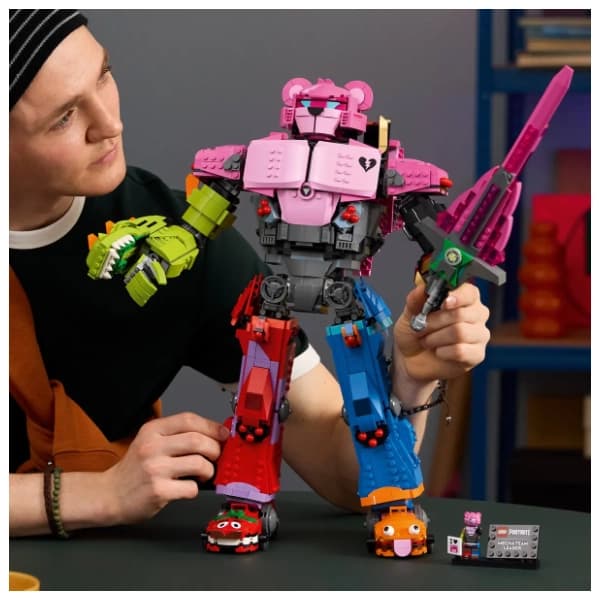 LEGO Fortnite Mecha Team Leader 77078 4