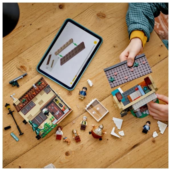 LEGO Harry Potter Šimširova ulica poseta tetke Mardž 76451 4