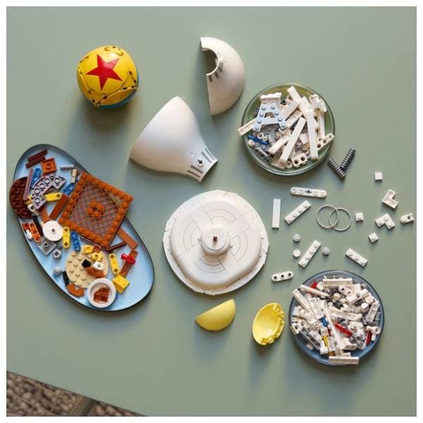 LEGO Ideas Disney Pixar Luxo Jr. 21357 4