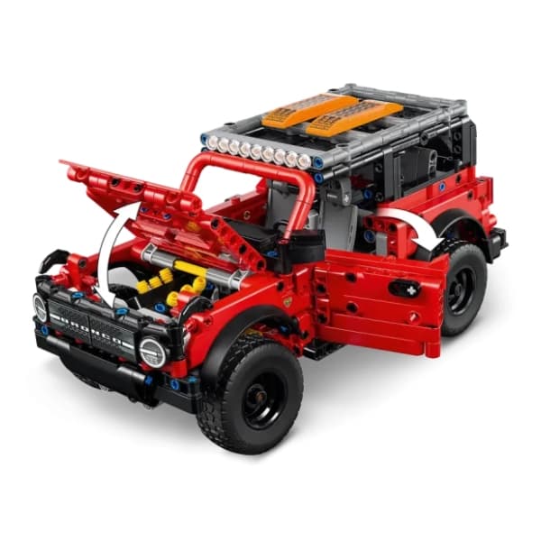 LEGO Technic Ford Bronco SUV 42213 3