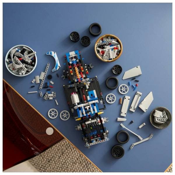 LEGO Technic Nissan Skyline GT-R R34 42210 5