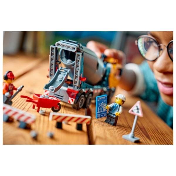 LEGO City mešalica za cement 60478 4