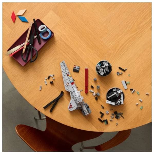 LEGO Star Wars napadačka krstarica klase Venator 75441 4