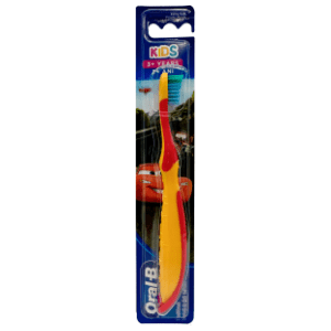 Četkica za zube ORAL B kids cars 3-5 godina 1kom slide slika