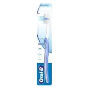 ORAL B 123 Indicator četkica za zube 1kom slide slika